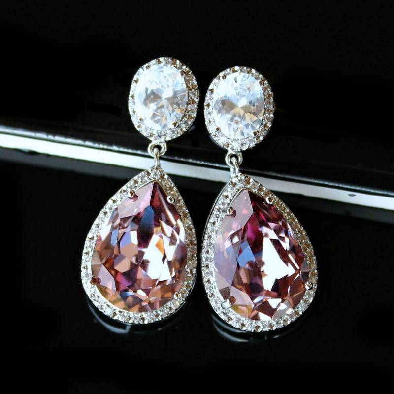 Antike Rosa Teardrop-Kristalle Mit Pave Czs Auf Silber Cubic Zirconia Post Ohrringe Umgeben von CJRoseBoutique