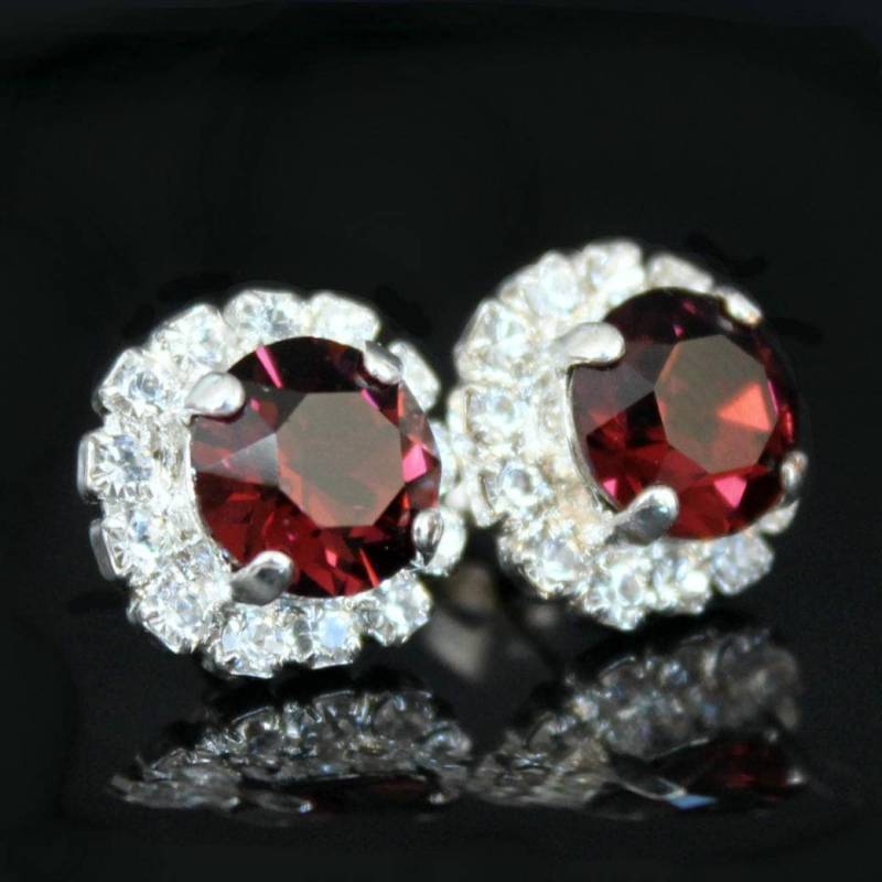 Burgunder Kristall Halo Ohrringe, Und Silber Ohrstecker, Geschenk Für Sie von CJRoseBoutique