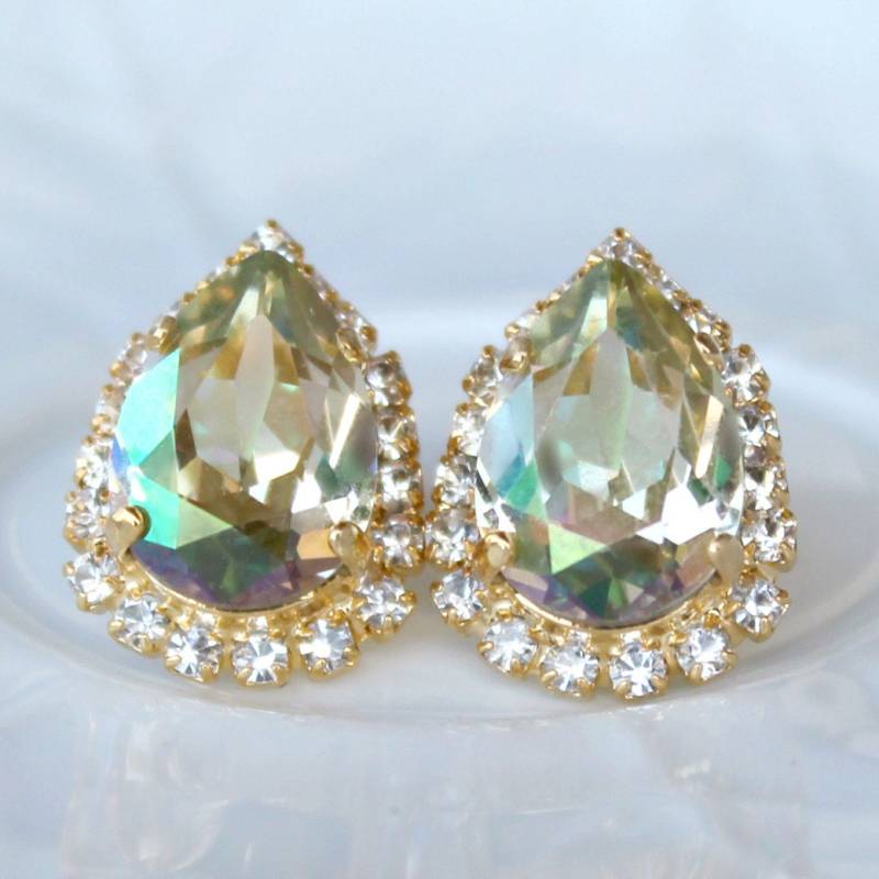 Leuchtende Grüne Kristall Ohrstecker, Goldene Halo Gold Träne Kristallohrringe, Geschenk Für Sie von CJRoseBoutique