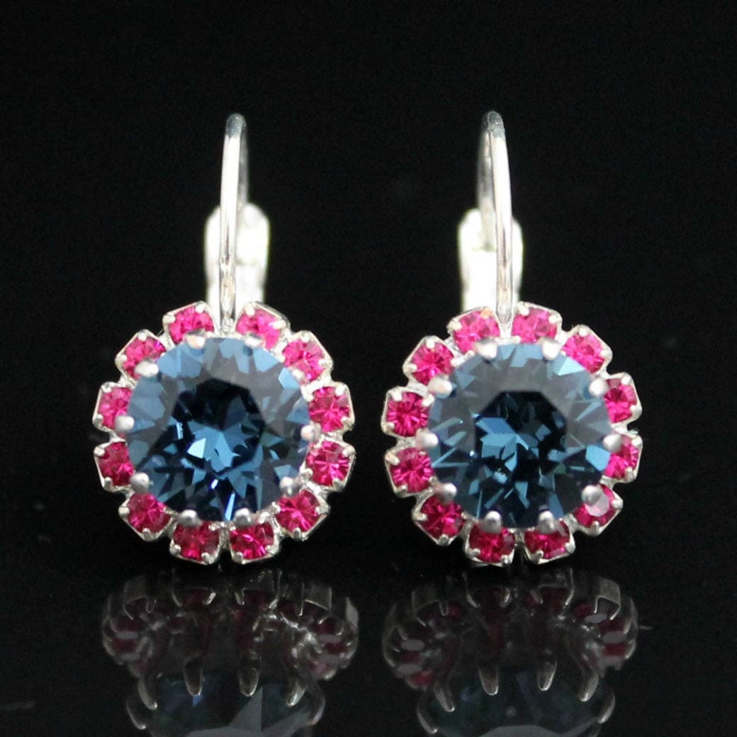 Saphirblaue Und Fuchsia Halo Kristallohrringe, Dunkelblaue Kristall Ohrhänger, Marineblaue Ohrstecker von CJRoseBoutique