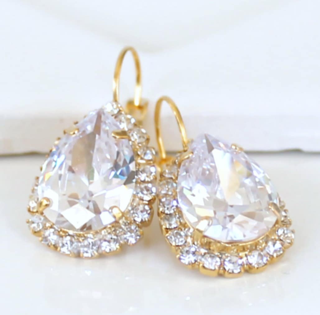 Wunderschön Facettierte Zirkonia-Tropfen Mit Halo Czs Auf Gold Lever Back Ohrringen von CJRoseBoutique