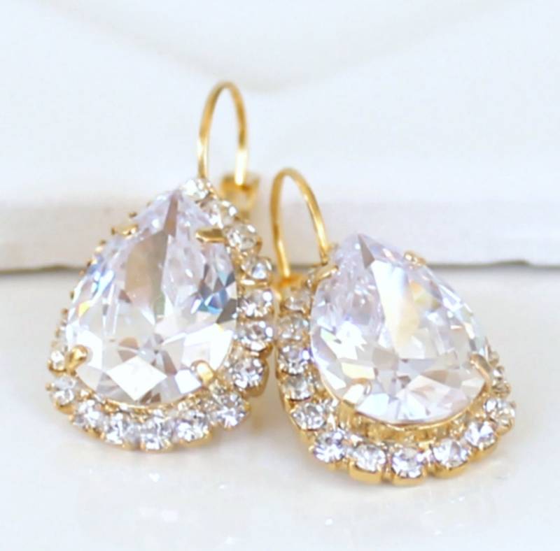 Wunderschön Facettierte Zirkonia-Tropfen Mit Halo Czs Auf Gold Lever Back Ohrringen von CJRoseBoutique