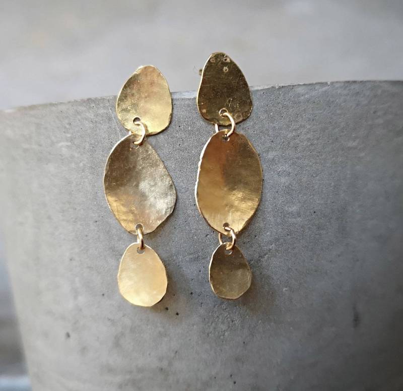 Baumelnde Goldene Ohrringe-18K Gold Ohrringe-Gold Blätter Ohrringe-Baumelnde Ohrringe-Schlichte Ohrringe von CJbijoux