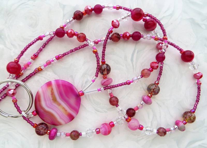 Feuer Achat - Id Lanyard-Anstecker - Lehrer Lanyard, Krankenschwester Geschenk - Achat Anhänger Edelsteine | Magnet-/Kettenverschluss von CJsInspirations