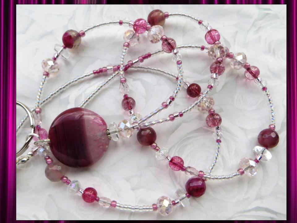 Magenta Elegance - Perlen Id Lanyard, Id Abzeichen Halter Achat Edelsteine, Turmalin Funkelnde Kristalle | Magnet/Halskette Verschluss von CJsInspirations
