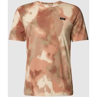 CK Calvin Klein T-Shirt mit Allover-Camouflage-Muster in Terra, Größe L von CK Calvin Klein