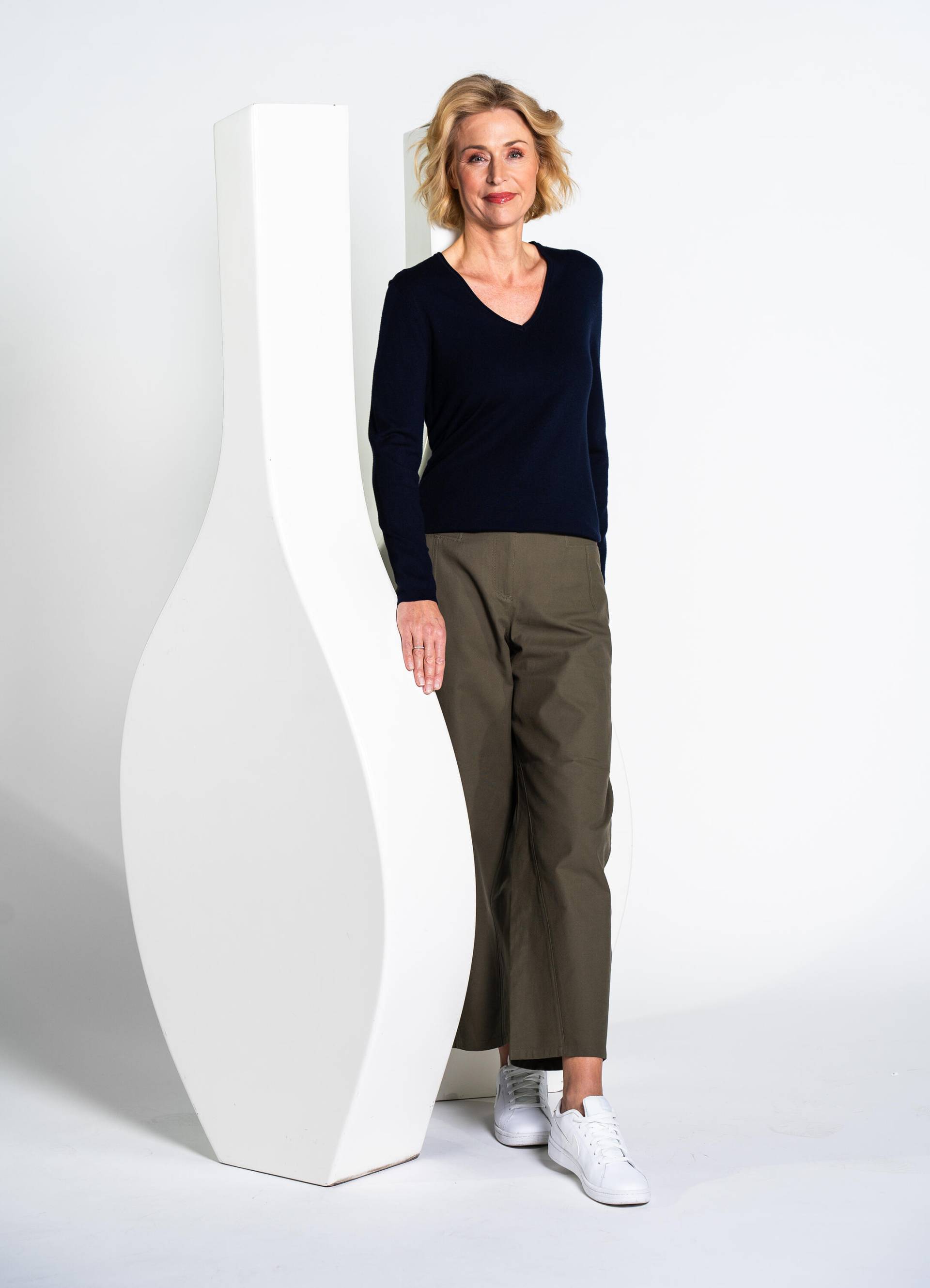 CLARINA - Ganzjahres NOS V-Pullover, 1/1 623 marine - Gr. - 36 von CLARINA