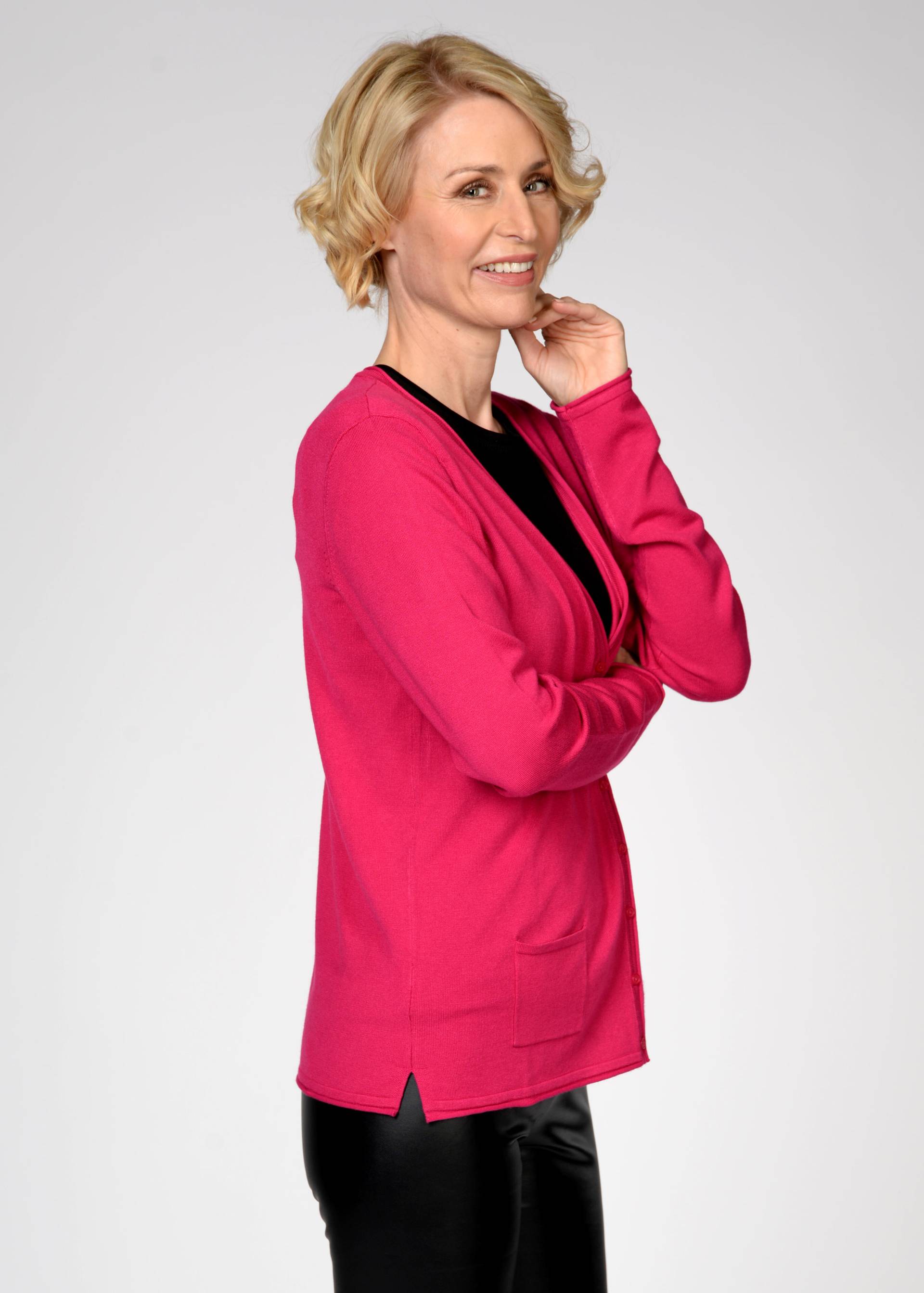 CLARINA - NOS V-Cardigan, 1/1 Arm, uni 410 magenta - Gr. - 38 von CLARINA