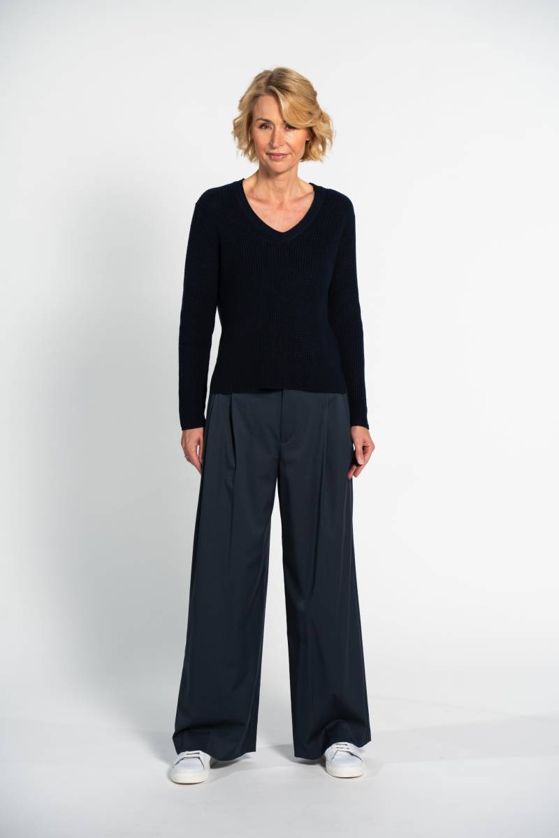 CLARINA - NOS V-Pullover, 1/1 Arm, uni 623 marine - Gr. - 44 von CLARINA