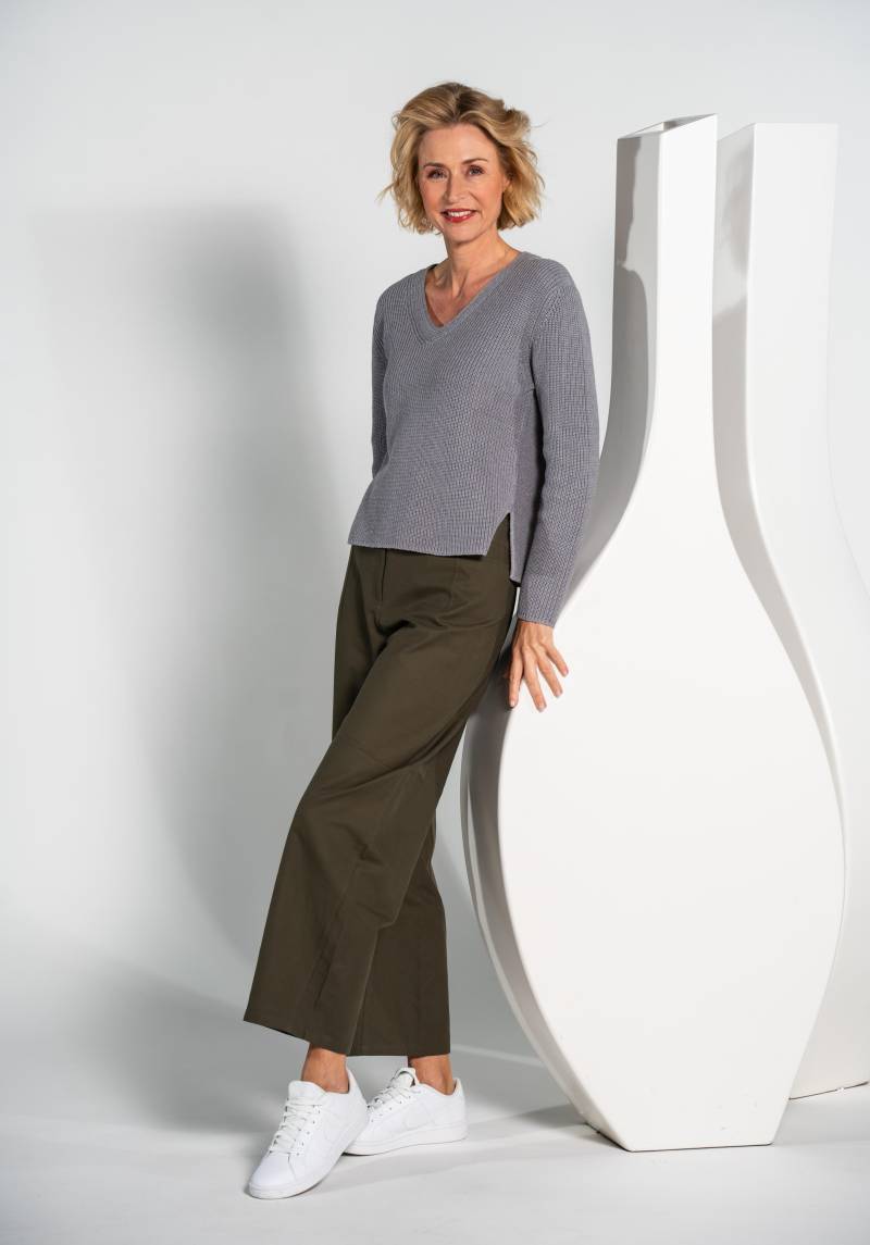 CLARINA - NOS V-Pullover, 1/1 Arm, uni 800 grau mel. - Gr. - 38 von CLARINA