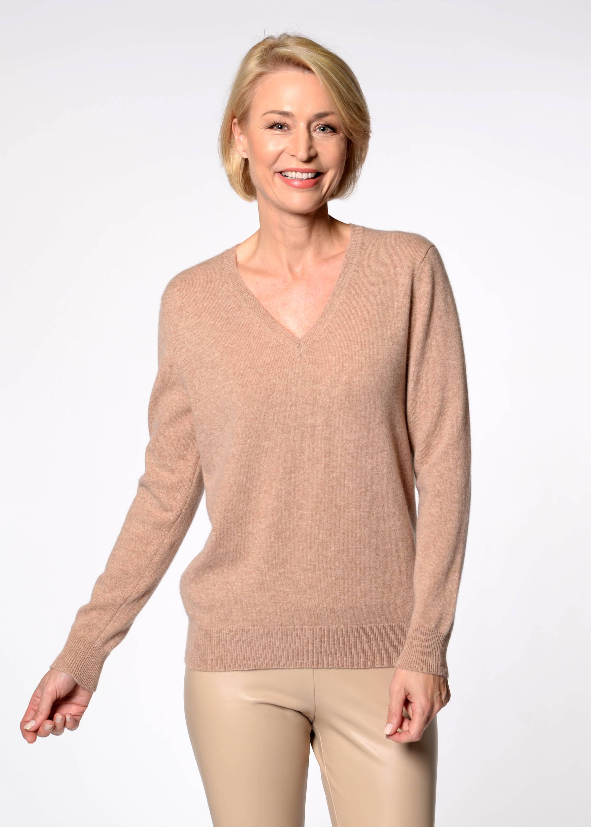 CLARINA - NOS V-Pullover, 1/1 Arm, uni - Gr. - 46 von CLARINA