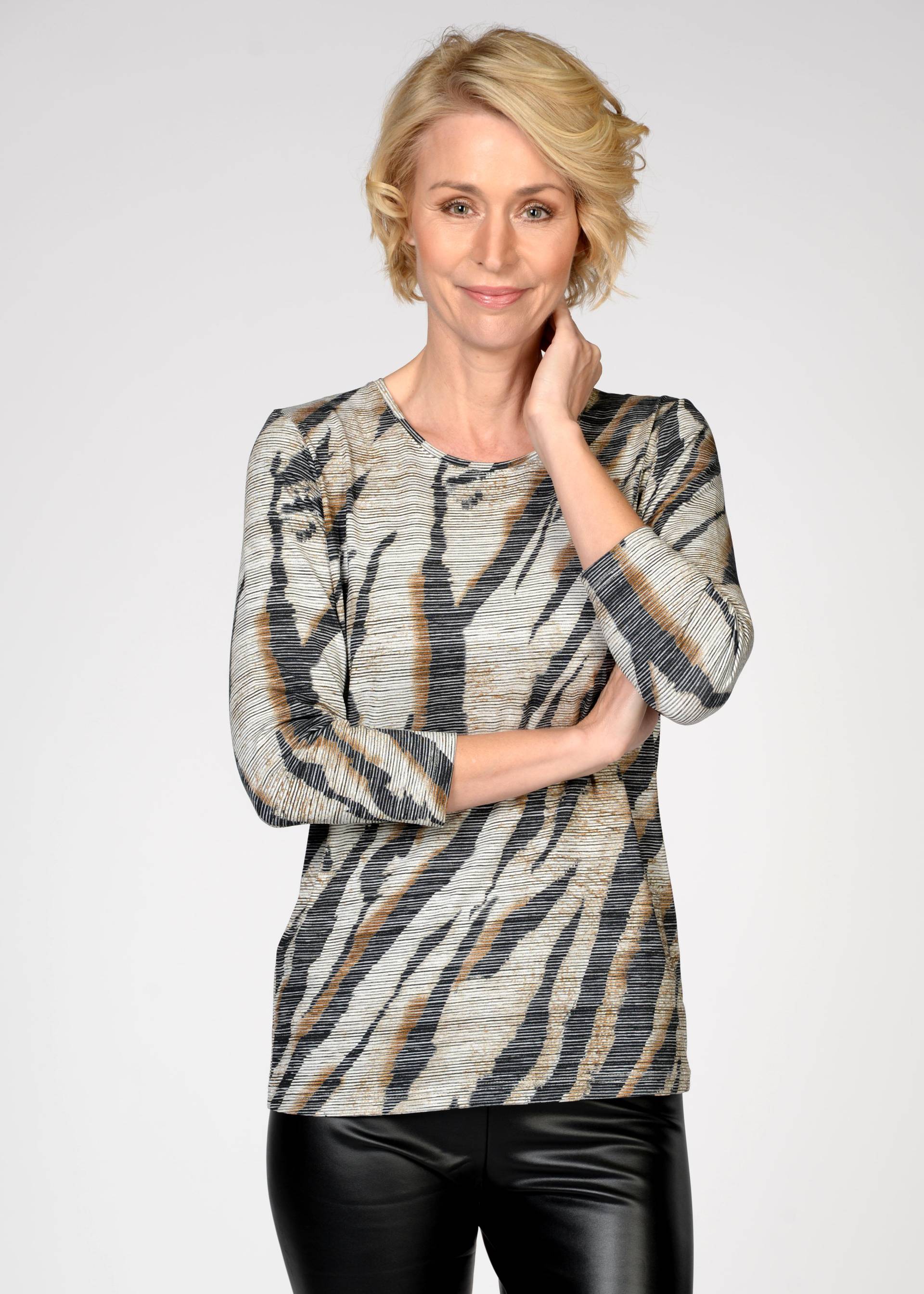 CLARINA - Rdh.-Shirt, 3/4 Arm, Druck 211 camel combo - Gr. - 36 von CLARINA