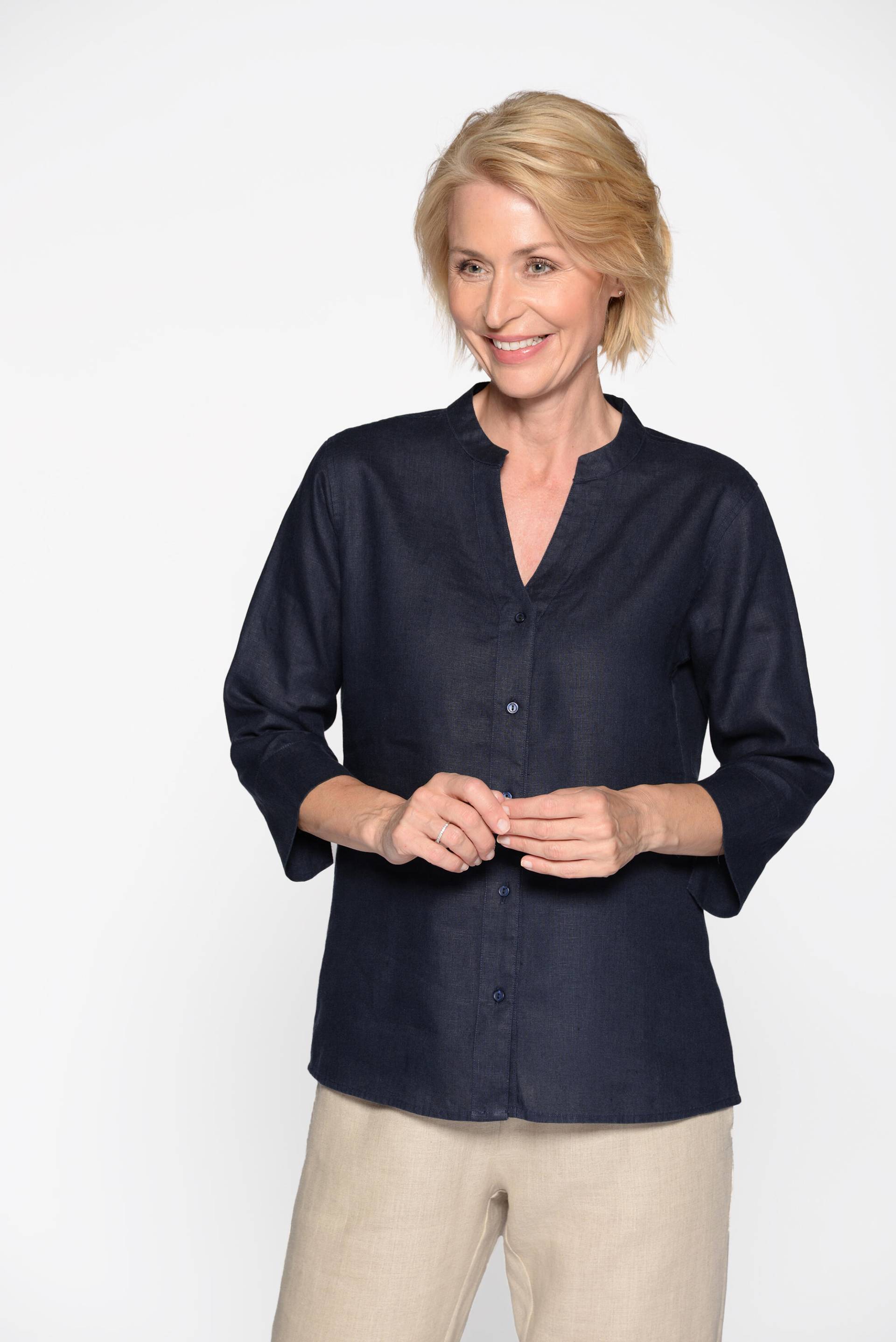 CLARINA - V-Bluse, 3/4 Arm, uni marine - Gr. - 40 von CLARINA