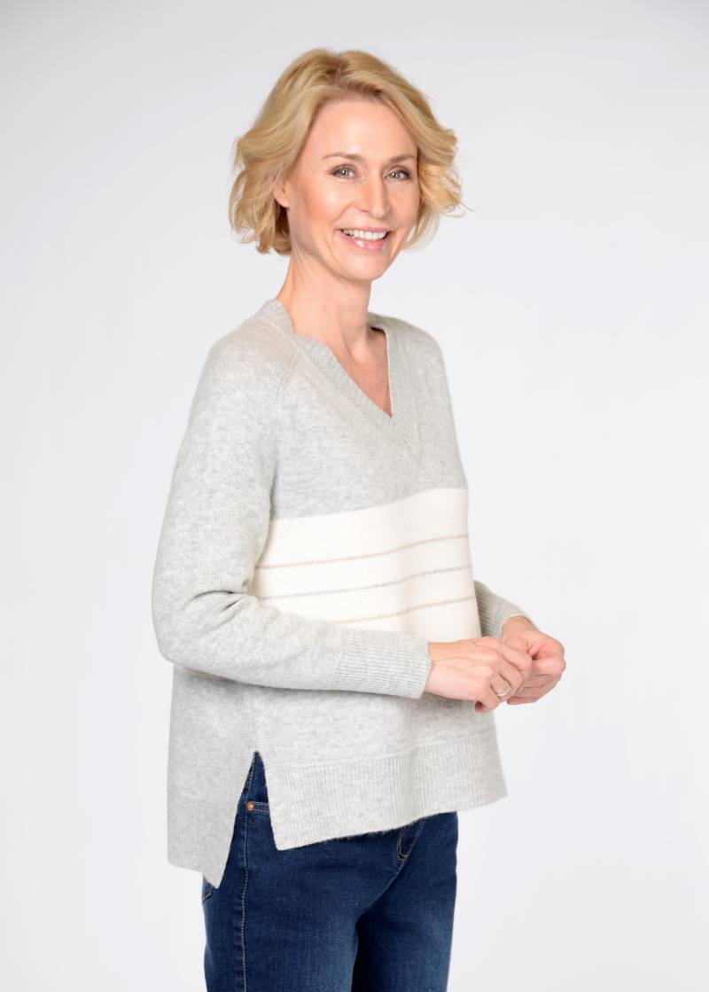 CLARINA - V-Pullover, 1/1 Arm, Ringel flanell mel-offwhite - Gr. - 42 von CLARINA