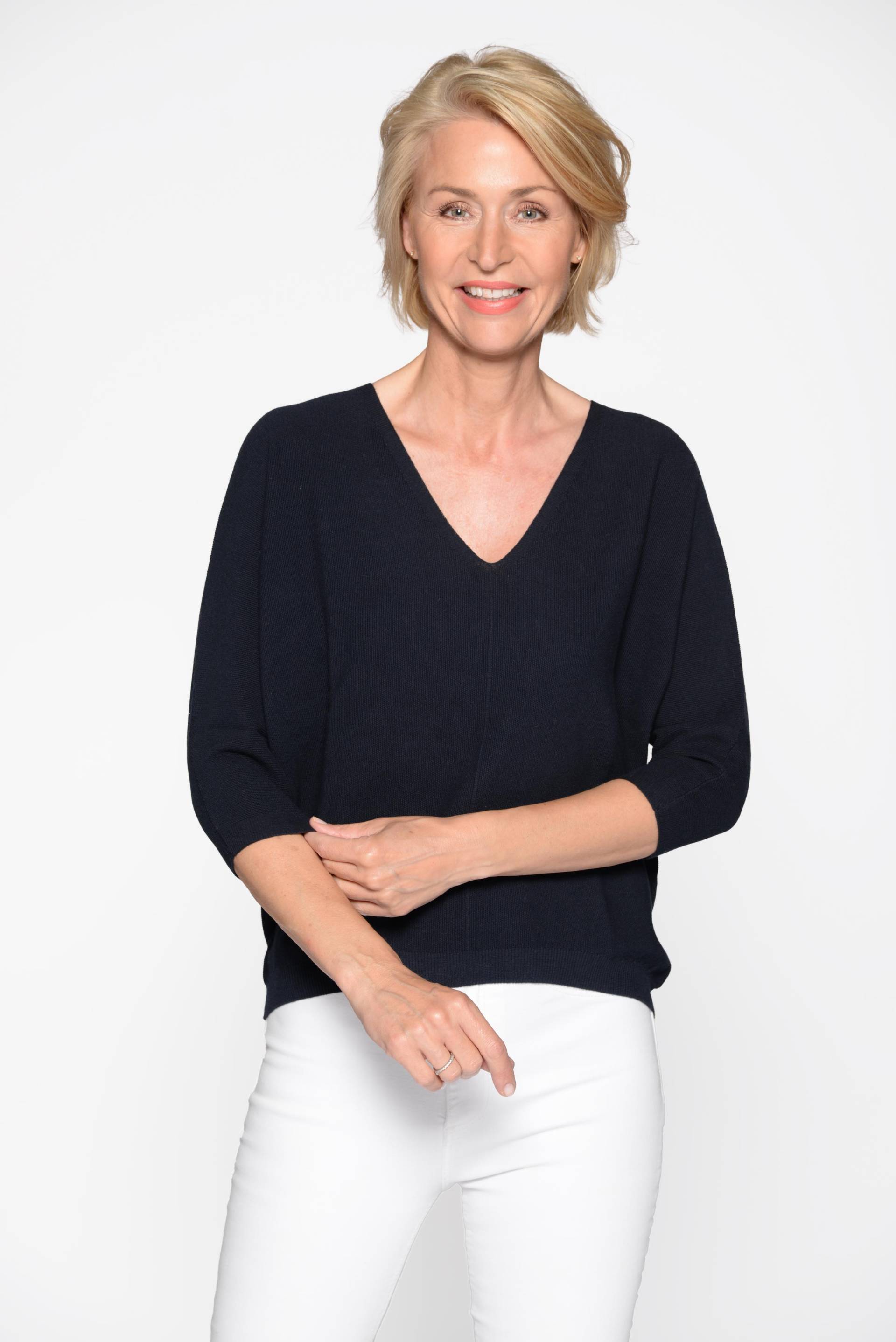 CLARINA - V-Pullover, uni marine - Gr. - 44 von CLARINA