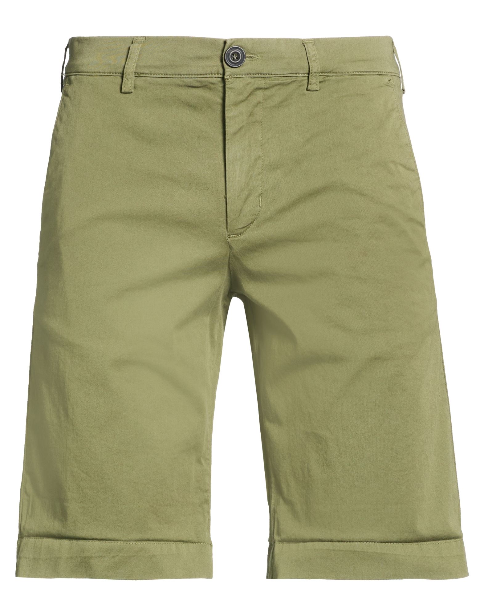 CLARK Shorts & Bermudashorts Herren Militärgrün von CLARK
