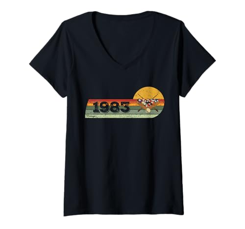 Damen Billard Billard-Spiel Jahrgang 1983 Geburtstag Pool-Billard T-Shirt mit V-Ausschnitt Damen Billard Billard-Spiel Jahrgang 1983 Geburtstag Pool-Billard T-Shirt mit V-Ausschnitt von CLICK-HERE for more Billiards Birthday Shirts