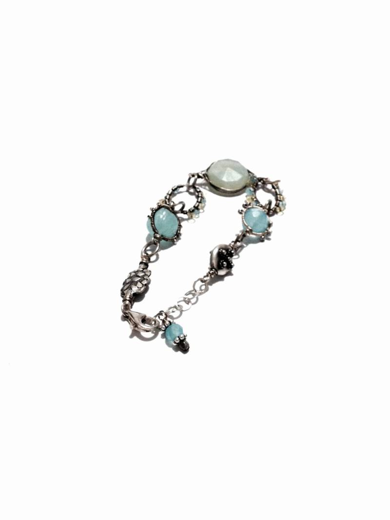 Ein Unglaublich Verschnörgeltes Verstellbares 8-9" Handgearbeitetes Blaues Fluorit Perlen & Handgefertigtes Draht Armband/sterling Silber, 17, 21 von CLLEWISLLC