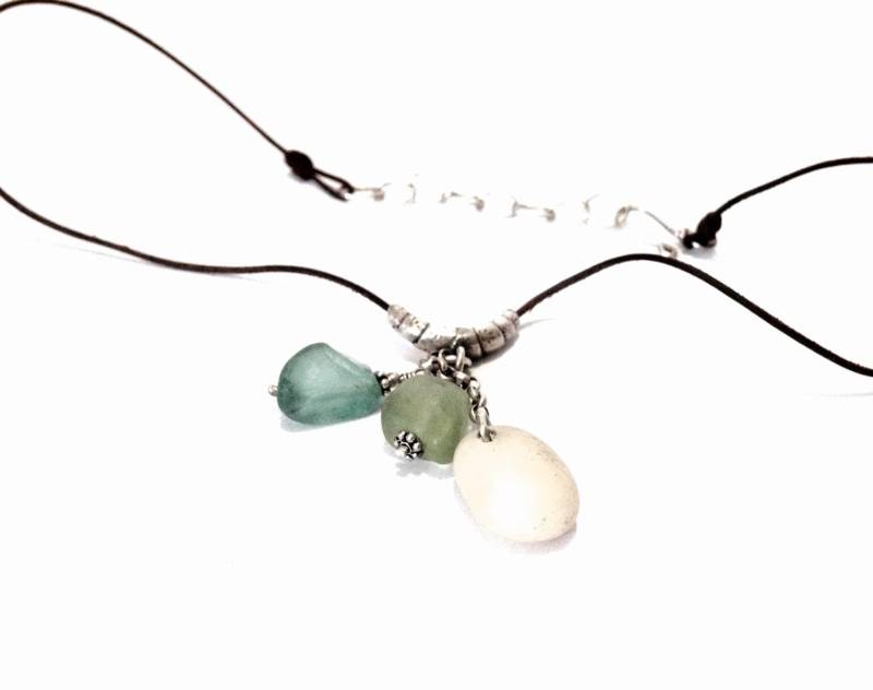 Eine Frühe 1930-40Er Jahre 19" Southwestern Silber, Leder & Perlen Flourit Halskette/sterling Einfacher Karabinerverschluss, 9, 84 Gramm #3659 von CLLEWISLLC