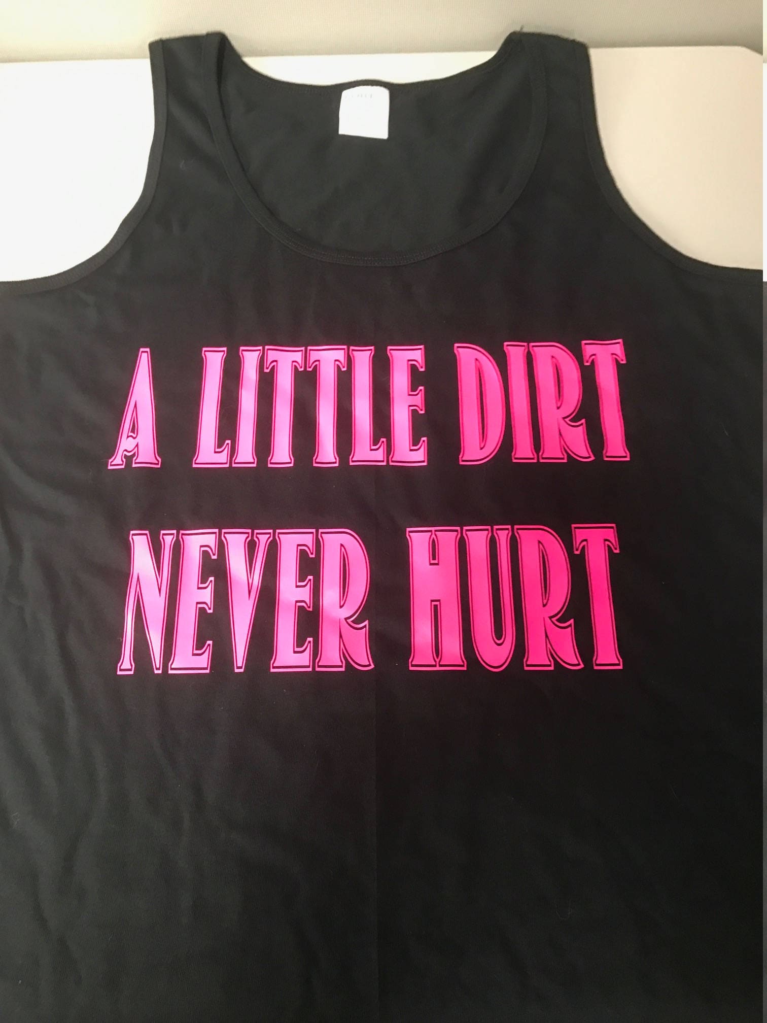 Ein Kleiner Schmutz, Der Nie Weh Tut Ein Kleiner Schmutz, Der Nie Weh Tut von CMSApparel