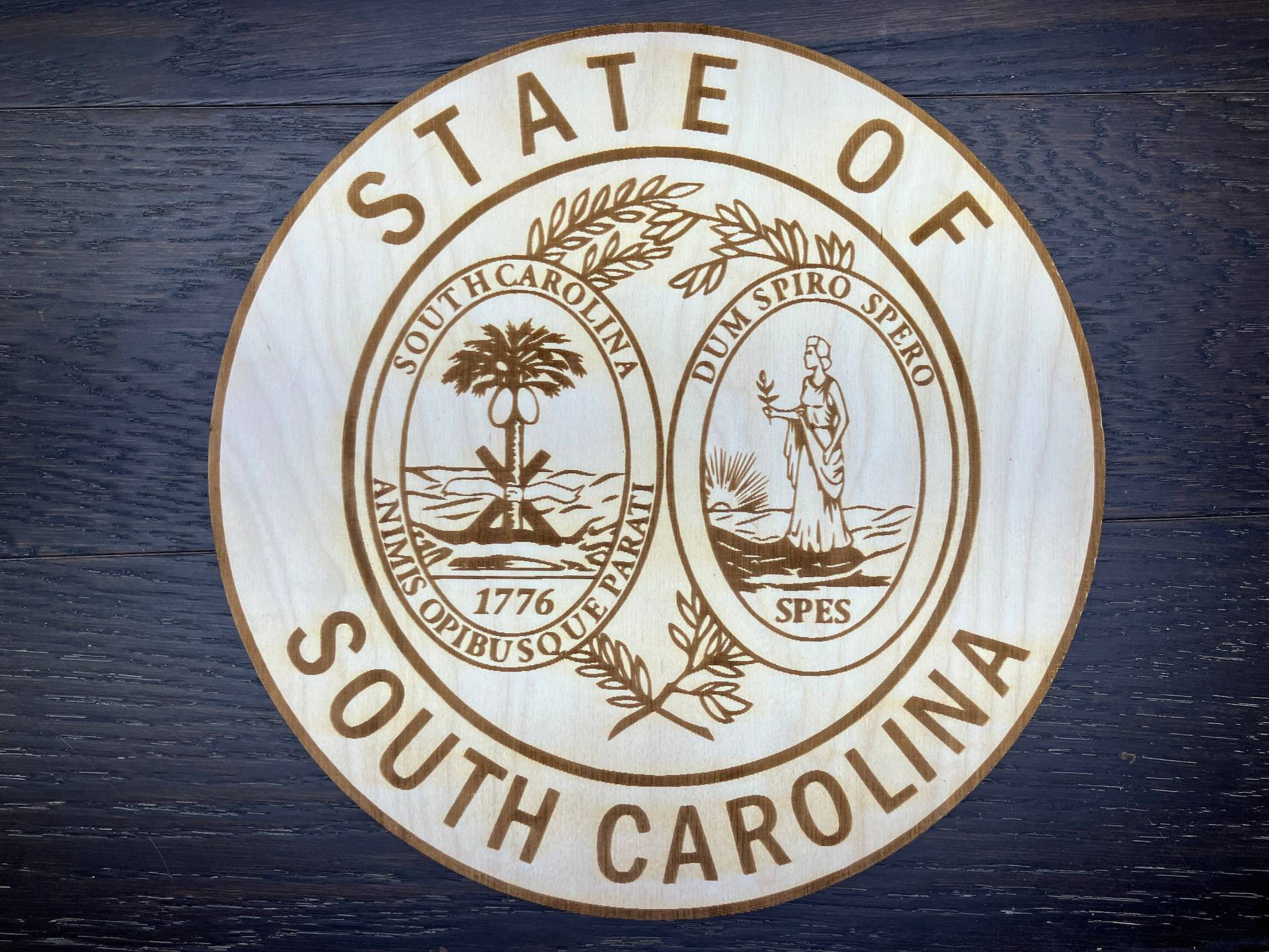 Siegel Des Bundesstaates South Carolina 1/4 "' Birkensperrholz/Laser Graviert 10 - 14 Hoch Siegel Des Bundesstaates South Carolina 1/4 "' Birkensperrholz/Laser Graviert 10 - 14 Hoch von CNCAUTOMATIC