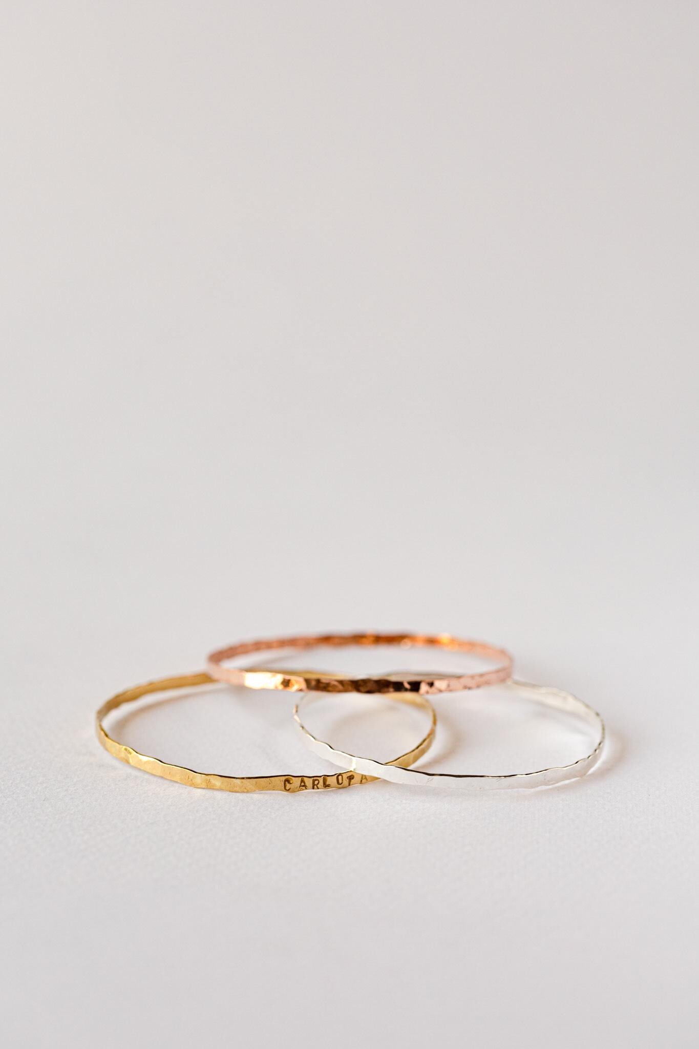 Armreif Mit Gravur Roségold, Silber, Gold - Geschenk Für Neue Mama von CNXjewels