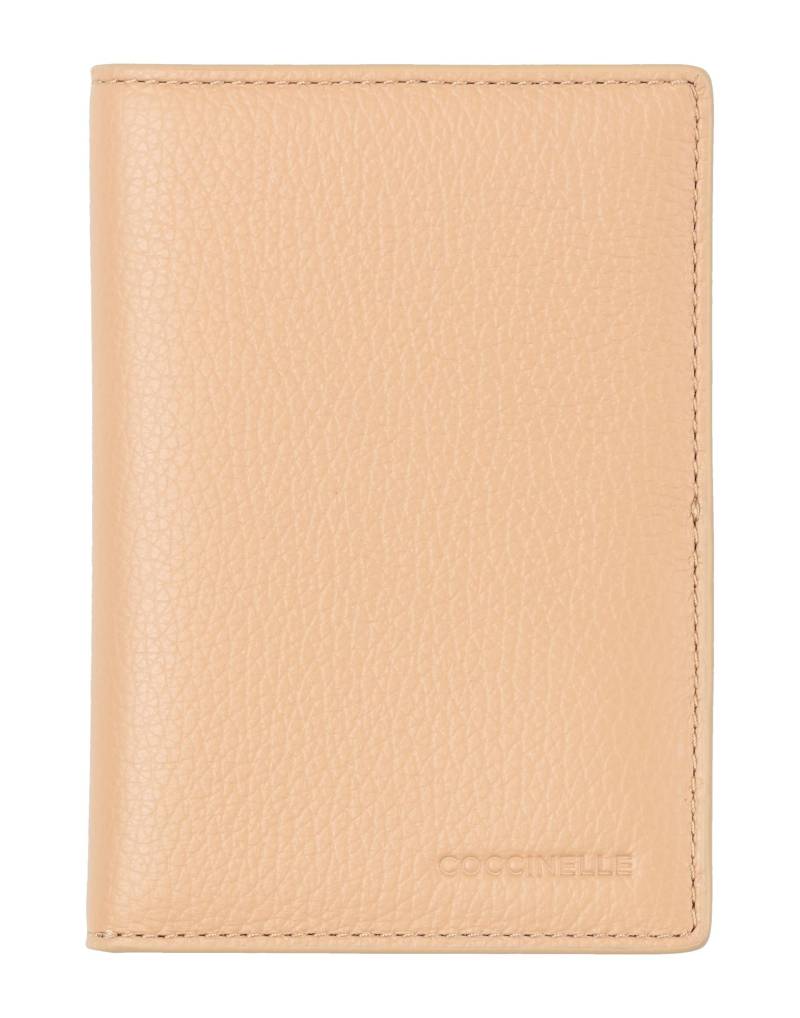 COCCINELLE Dokumentenetui Herren Beige von COCCINELLE