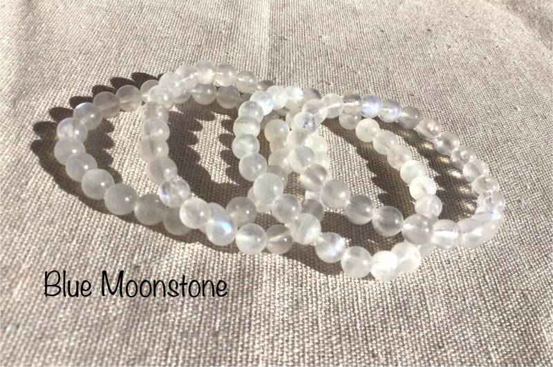 Blue Moonstone Bracelet Blue Moonstone Bracelet von COCOROCRYSTAL