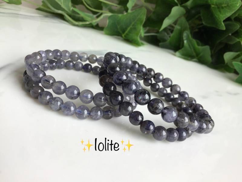 Iolite Bracelet von COCOROCRYSTAL