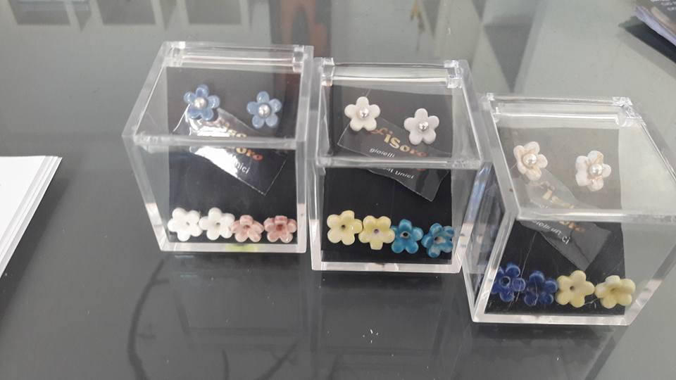 Blumen Ohrringe, Handgemachte Keramik Austauschbare Bunte Monet Blumen, Originelle Ohrringe von COLLANALOLITA