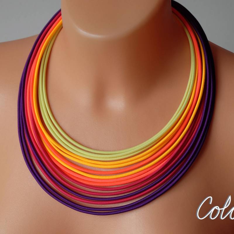 Regenbogen Seil Halskette, Neon Statement Weihnachtsgeschenk Für Frau, Leuchtende Helle Schmuck von COLORIKA