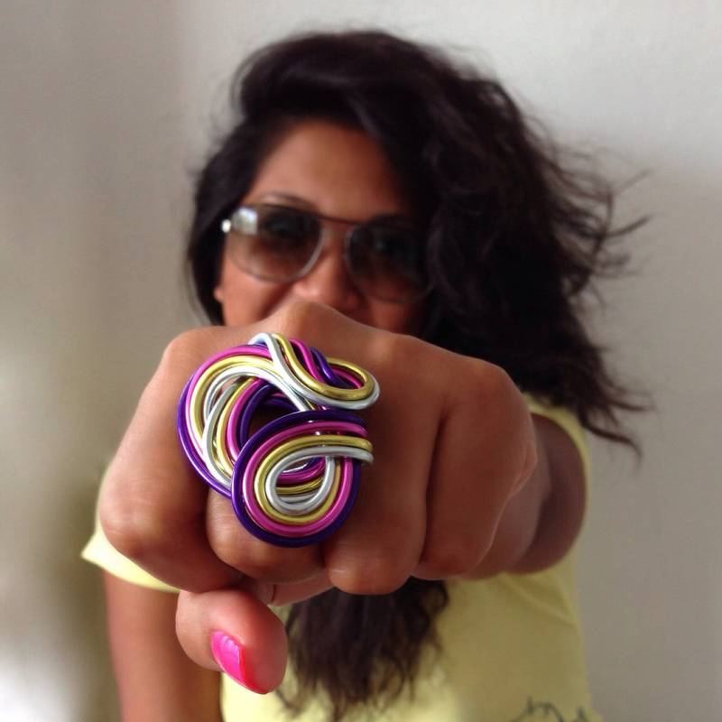 Handgemachter Maxi Ring Aus Eloxiertem Aluminium Bunter Statement Schmuck von COLORSrings