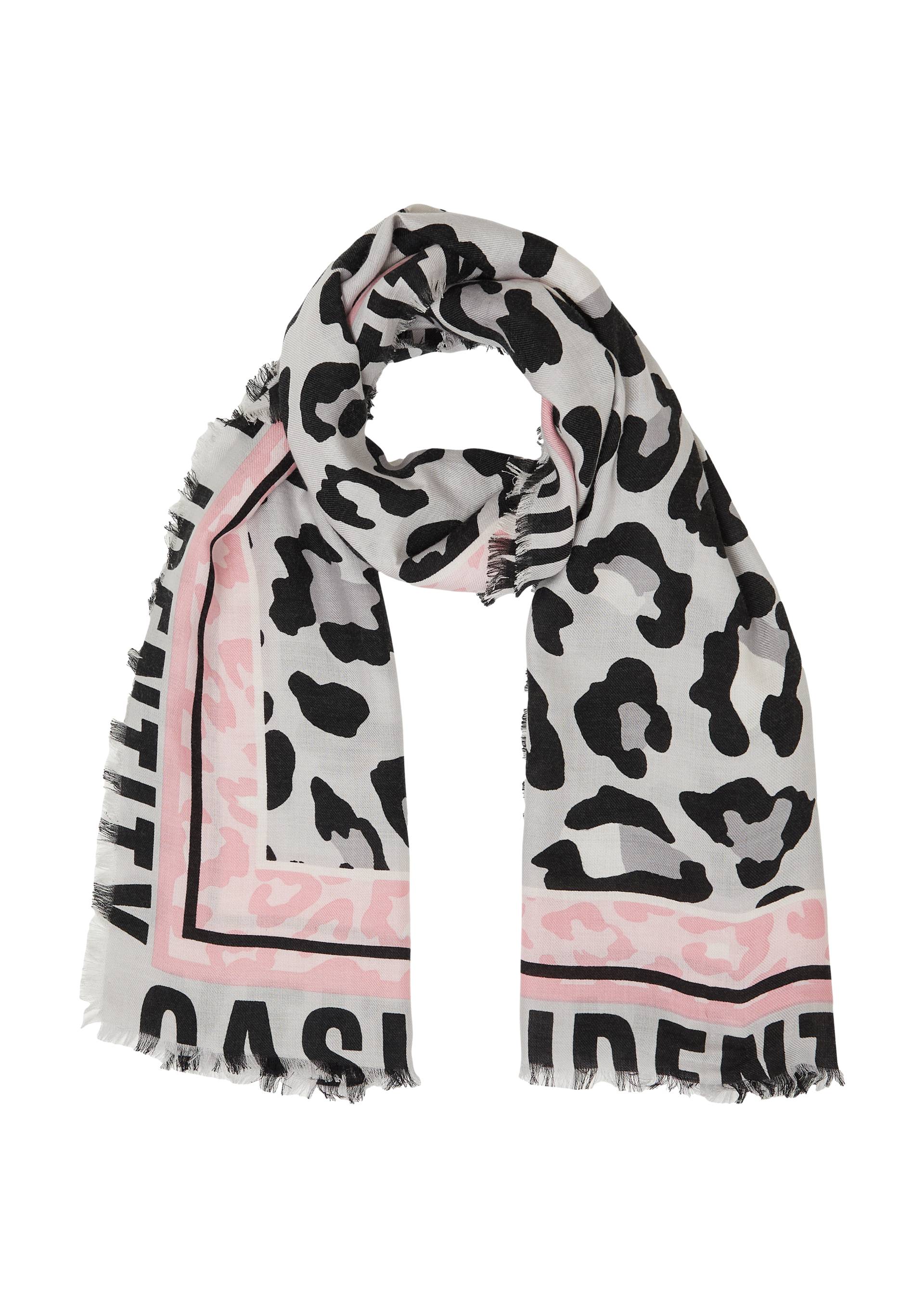 Tuch von COMMA casual identity