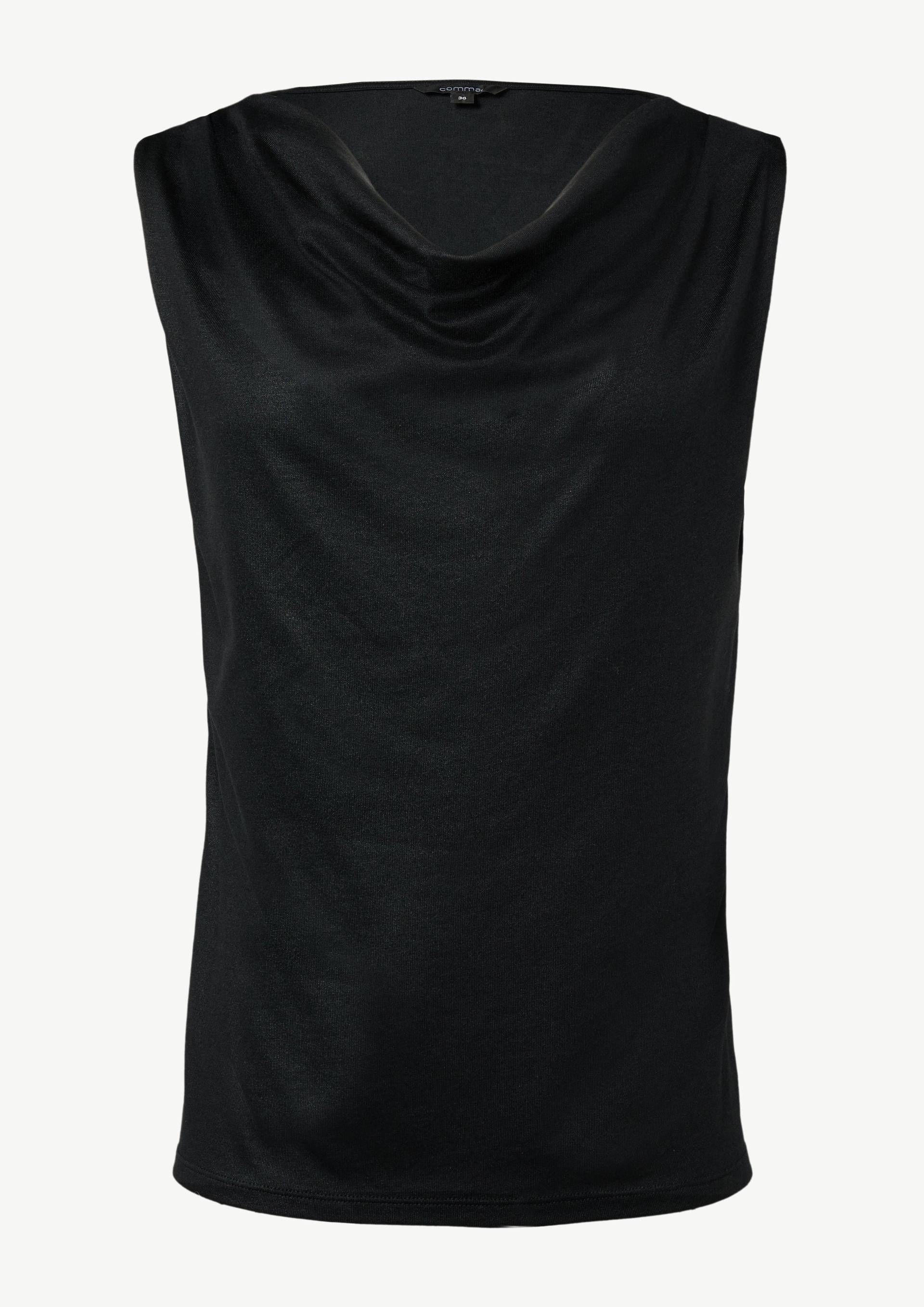 T-Shirt von COMMA
