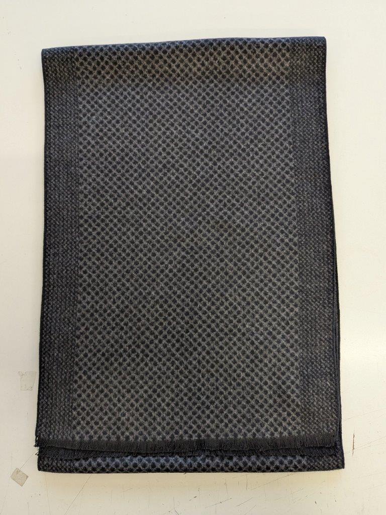 COMMANDER Finest Clothing - Schal 30/180 black von COMMANDER Finest Clothing