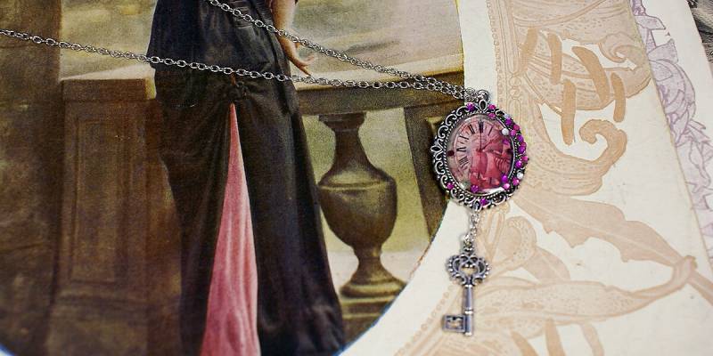 Halskette Frau, Die Eine Uhr Darstellt von COMME1ange