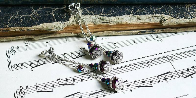 Perlen - Und Kettenohrringe von COMME1ange