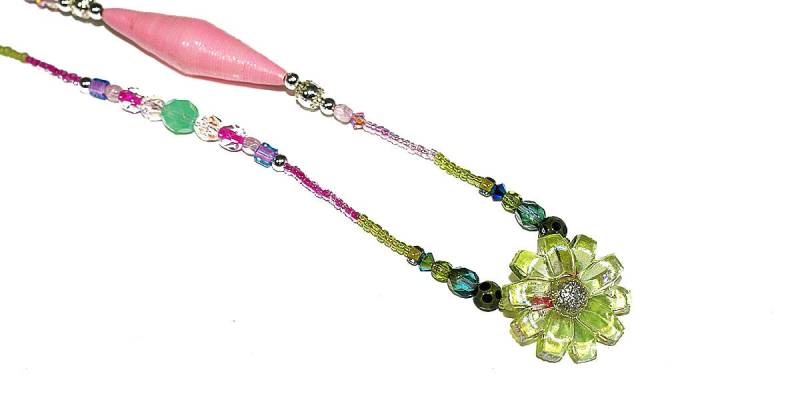 Säure Frau Halskette, in Perlen, Schattierungen Von Rosa Und Grün, Sortiment Unikat, Handgefertigt von COMME1ange