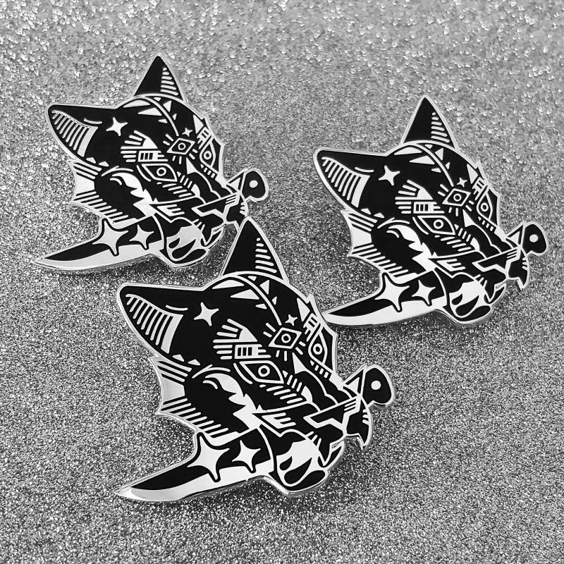 Victorious Punk Messer Katze Hard Enamel Pin Gen. 3 W/Free Sticker von CONExBONE