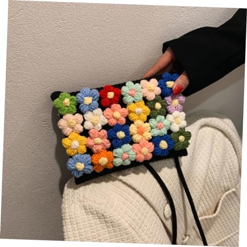 CONGARTENO Handgewebte Crossbody Tasche Damen mit Blumenverzierung Strandtasche Schwarzem Stroh Leichte Schultertasche für Urlaub und Alltag Umhängetasche Langlebig und Vielseitig Einsetzbar von CONGARTENO