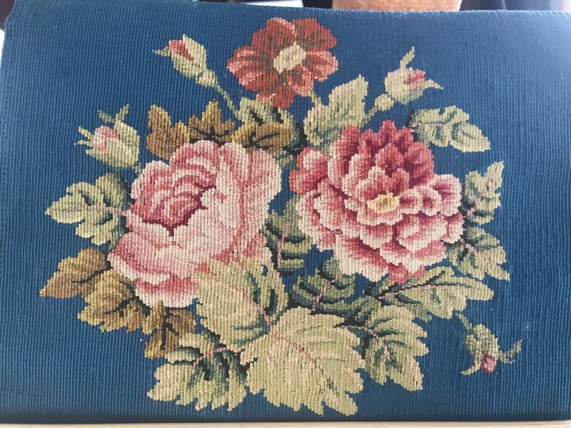 Sehr Hübsches Abendcover in Einem Aubusson-Wandteppich von CONTRASTES