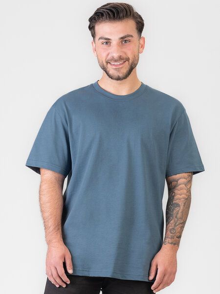 COREBASE T-Shirt "BoxFit" aus 100% Bio-Baumwolle von COREBASE