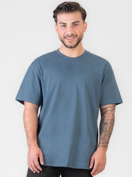 COREBASE T-Shirt "BoxFit" aus 100% Bio-Baumwolle von COREBASE