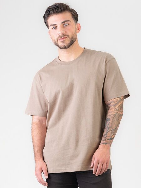 COREBASE T-Shirt "BoxFit" aus 100% Bio-Baumwolle von COREBASE