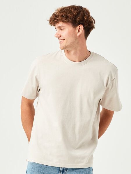 COREBASE T-Shirt "BoxFit" aus 100% Bio-Baumwolle von COREBASE