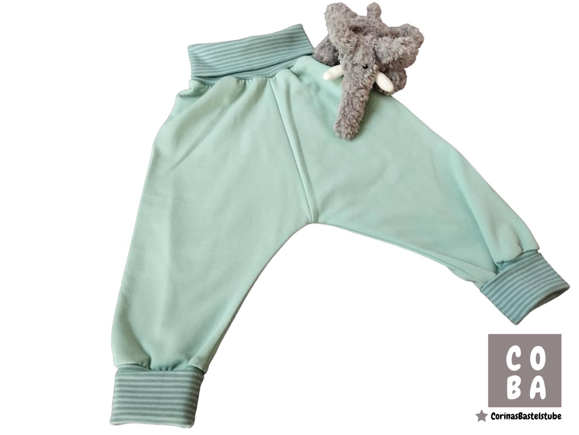 Kinderhose Pumphose Joggingbaumwolle Sweat Mint Kinderhose Pumphose Joggingbaumwolle Sweat Mint von CORINAsBASTELSTUBE