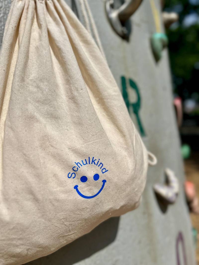 Einschulung Bügelbild Mit Smiley | Kinder Bügelmotiv Für Schulstart Geschenk Schulkind Schultüte Erstklässler Patch Neon von CORiNORart