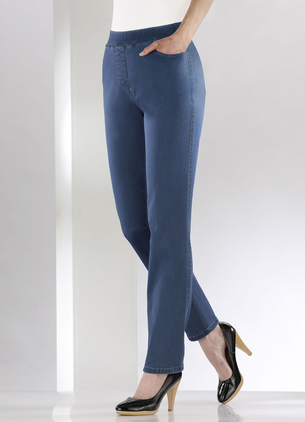 Bauchweg-Jeans in Schlupfform, Jeansblau, Größe 245 von COSMA