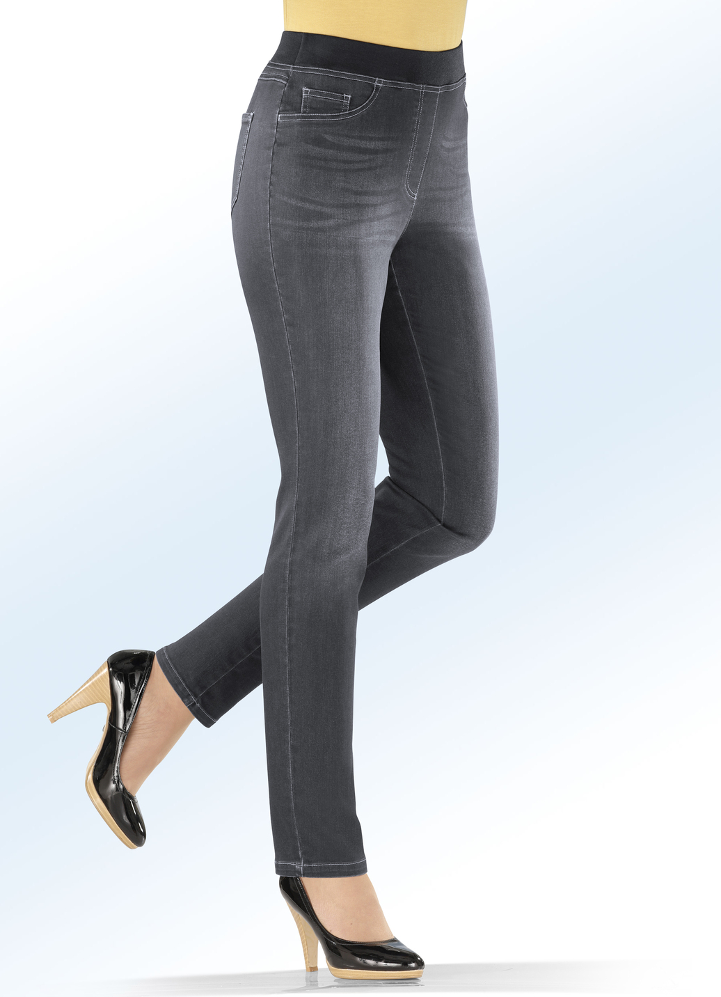 Power-Stretch-Jeans in Schlupfform, Grau, Größe 25 von COSMA