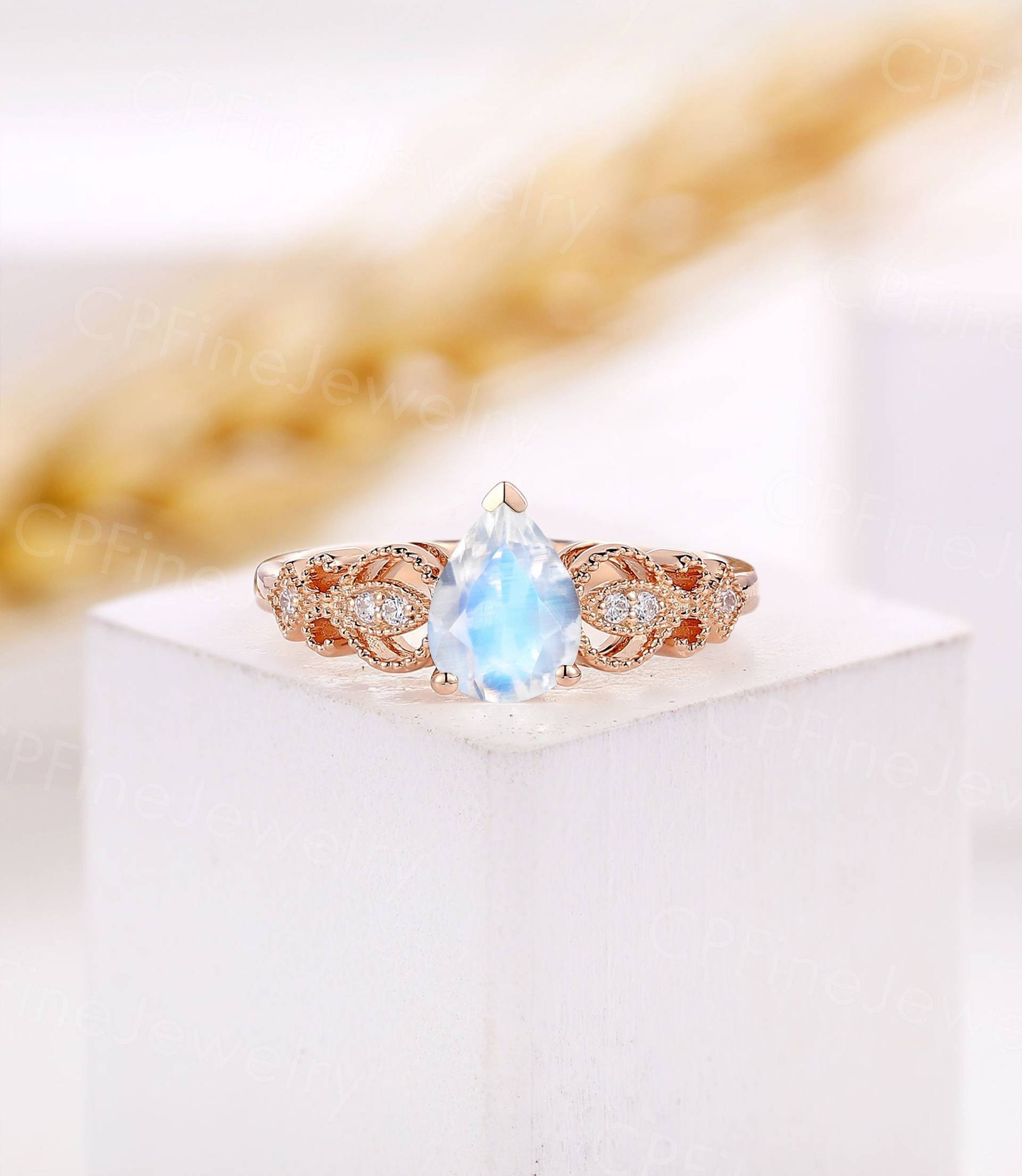 Birnenförmiger Mondstein Verlobungsring Vintage Roségold Tropfen Ringe Art Deco Diamant Brautring Moissanite Jubiläum Versprechen Ring von CPFineJewelry